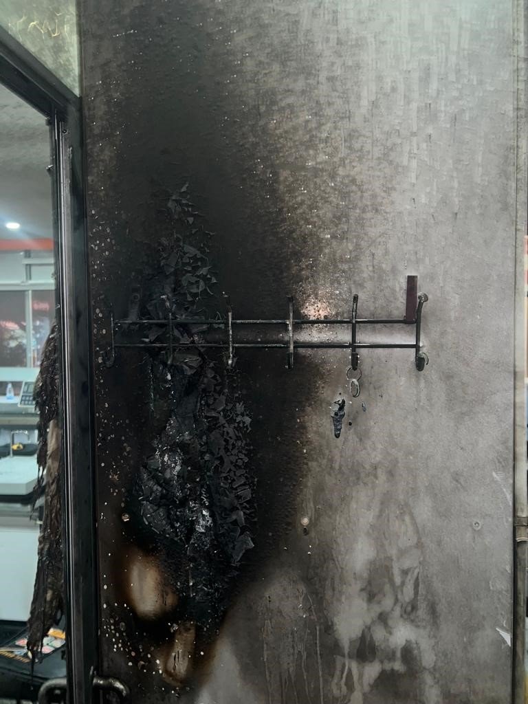 Kasap Dükkanının Kundaklanması Kamerada