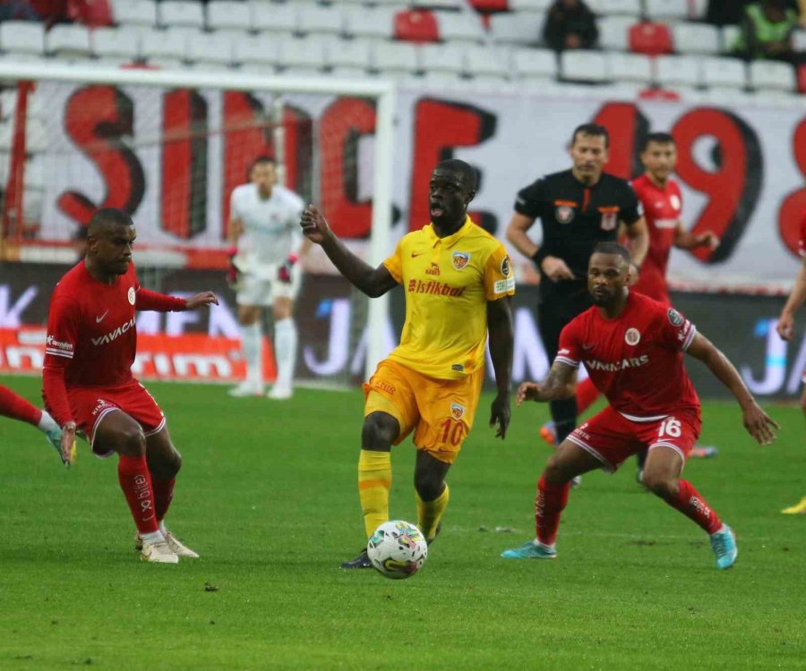 Spor Toto Süper Lig: Antalyaspor: 1 - Kayserispor: 0 (ilk Yarı)