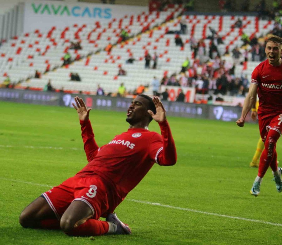 Spor Toto Süper Lig: Antalyaspor: 1 - Kayserispor: 0 (ilk Yarı)