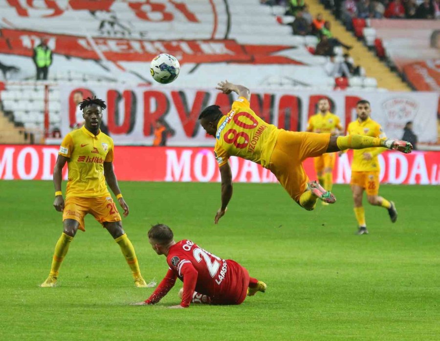 Spor Toto Süper Lig: Antalyaspor: 1 - Kayserispor: 0 (ilk Yarı)