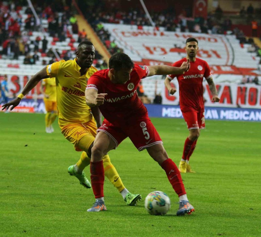 Spor Toto Süper Lig: Antalyaspor: 4 - Kayserispor: 0 (maç Sonucu)