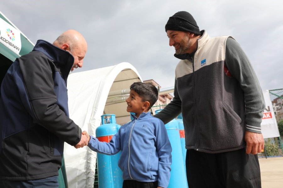 Başkan Çolakbayrakdar’a Mobil Fırın Teşekkürü