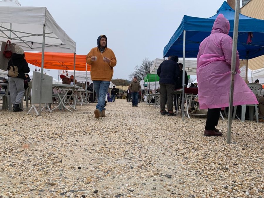 Antikacılar Yağışlı Havalar İçin Kapalı Alan İstiyor