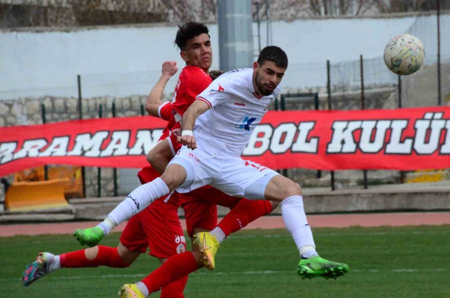 Tff 3. Lig: Karaman Fk: 0 - Kınay Bulvarspor: 0