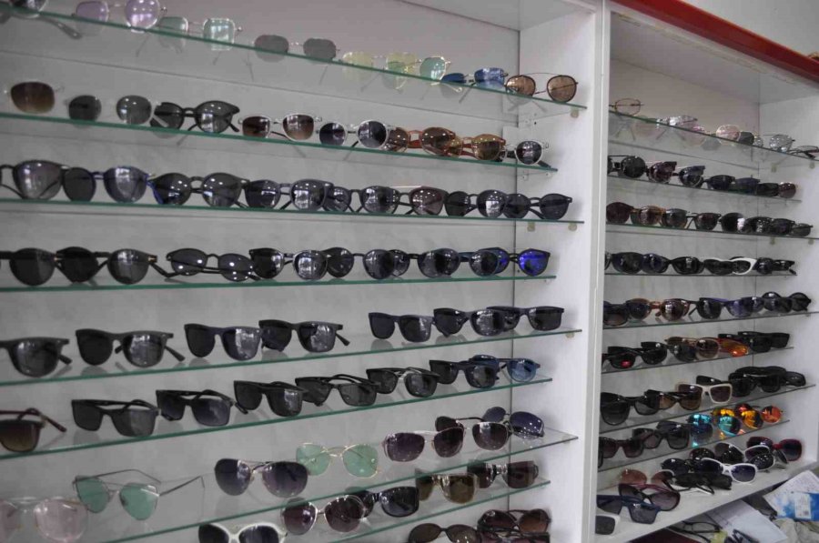 Kış Mevsiminde Güneş Gözlüğü Kullanmak Yaz Aylarına Göre Daha Faydalı