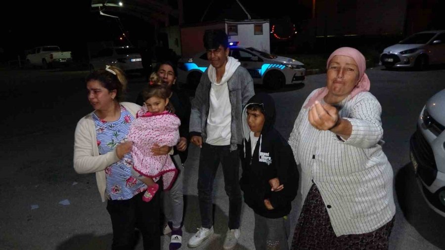 Antalya’da Depremzede Aileleri Ağlatan Kaza