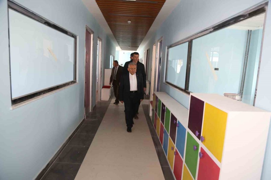 Başkan Büyükkılıç, Çocuk Kütüphanesi Ve Müzik Okulu Projesi’ni İnceledi