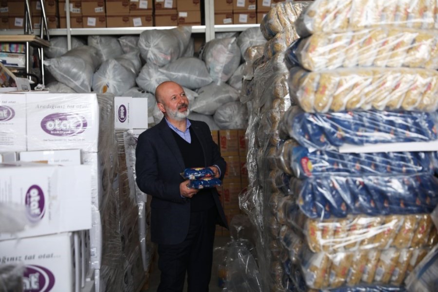 Kocasinan’da Çalınmadık Kapı, Girilmedik Gönül Kalmıyor