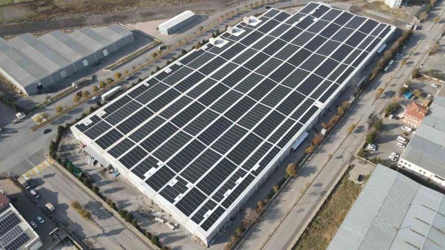 Cw Enerji İle Fabrikalar Enerjilerini Güneşten Alıyor