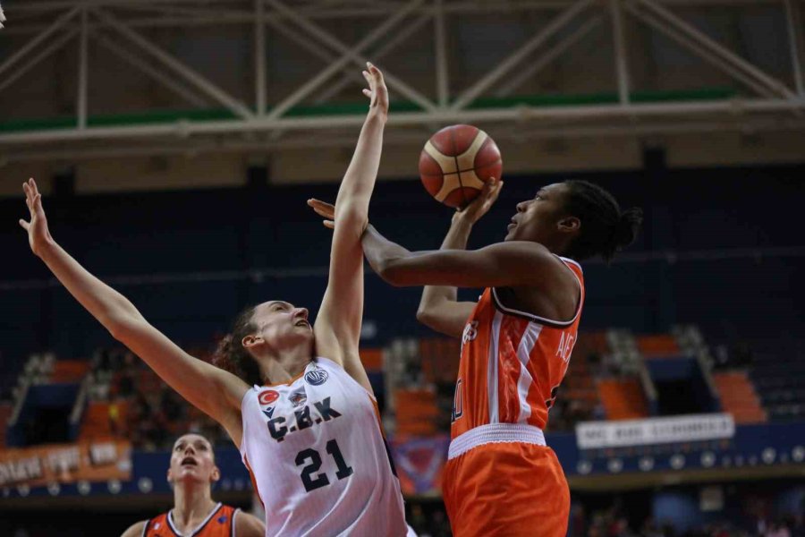 Çukurova Basketbol, Çeyrek Final Serisinin İlk Maçını Kazandı