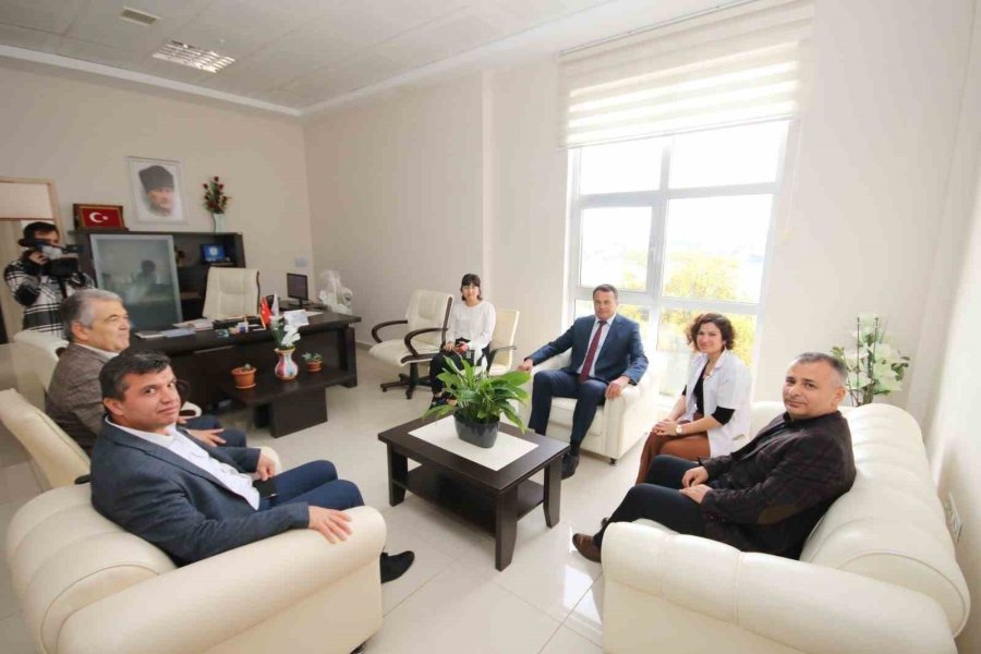 Başkan Ulutaş, Sağlık Çalışanlarının Tıp Bayramı’nı Kutladı