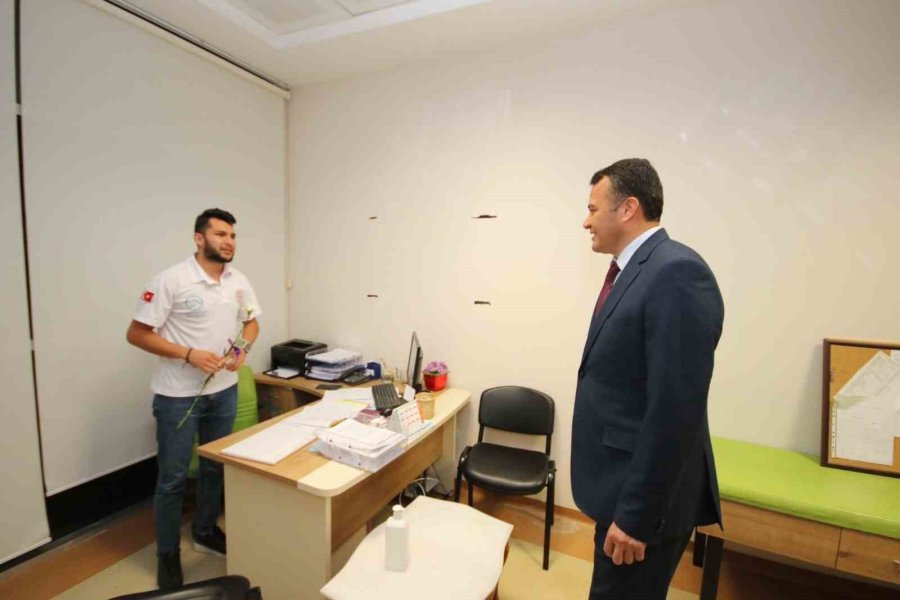 Başkan Ulutaş, Sağlık Çalışanlarının Tıp Bayramı’nı Kutladı