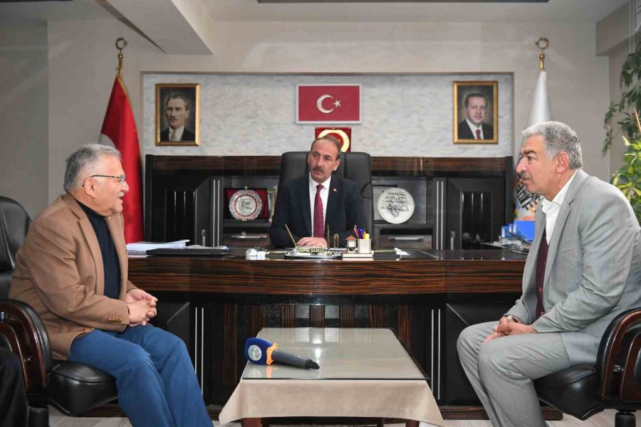 Başkan Büyükkılıç’tan Tomarza’da ‘yatırım Değerlendirme Toplantısı’