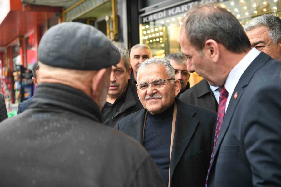 Başkan Büyükkılıç, Tomarza’da Esnaf Ve Vatandaşla Buluştu