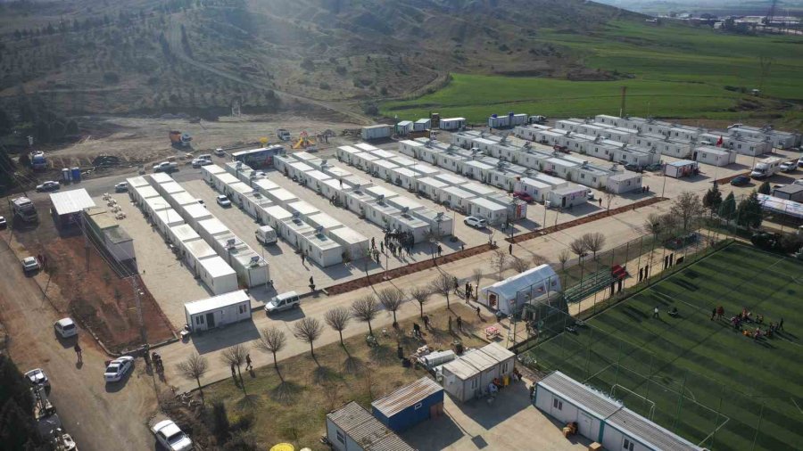 Büyükşehir Belediyesi Ve Kayseri, Depremzedelerin Her Zaman Yanında