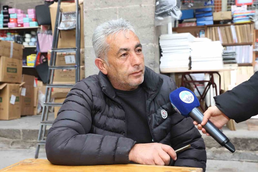 Büyükşehir Belediyesi Ve Kayseri, Depremzedelerin Her Zaman Yanında