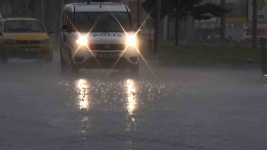 Aksaray’daki Yağmur Yağışı Üreticilerin Yüzünü Güldürdü