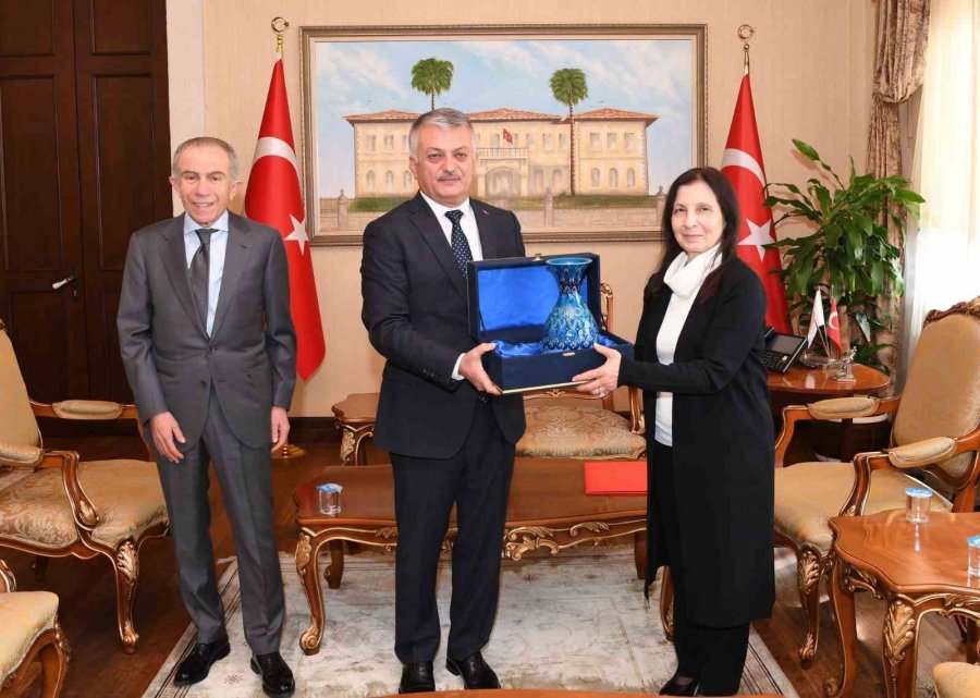 Hayırseverlerin Eğitime Desteği Devam Ediyor