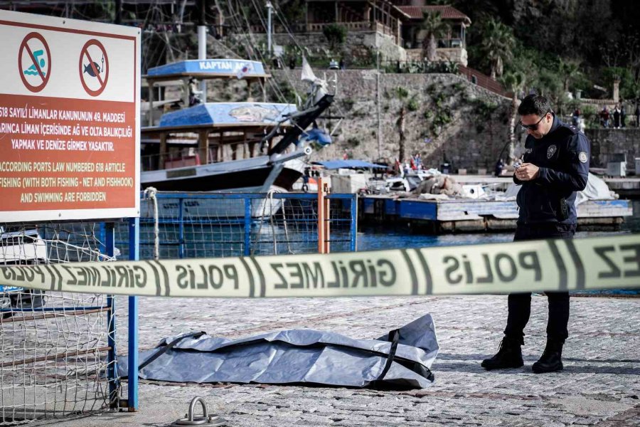 Antalya’da Denizde Cesedi Bulunan 18 Yaşındaki Gencin Kimliği Belli Oldu