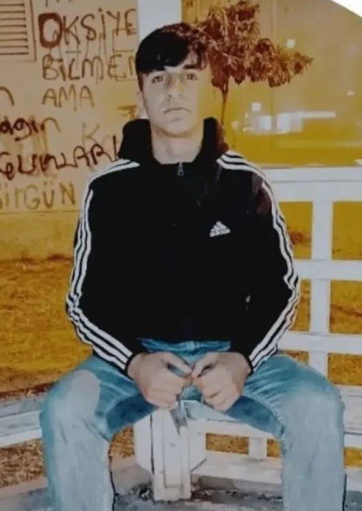 Antalya’da Denizde Cesedi Bulunan 18 Yaşındaki Gencin Kimliği Belli Oldu