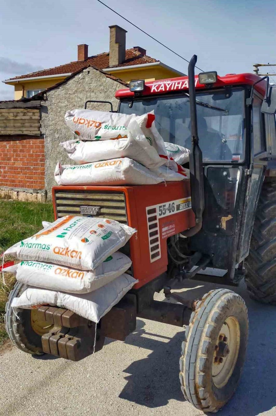 İnönü’de 130 Çiftçiye Yüzde 50 Hibeli Nohut Tohum Desteği