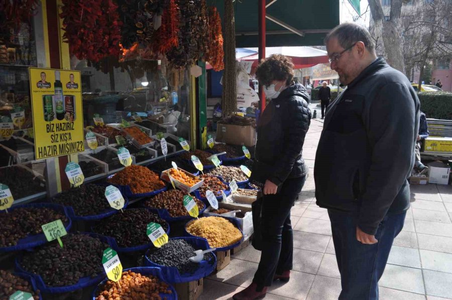 Ramazan Hazırlıkları Başlayınca Hurma Satışları Arttı