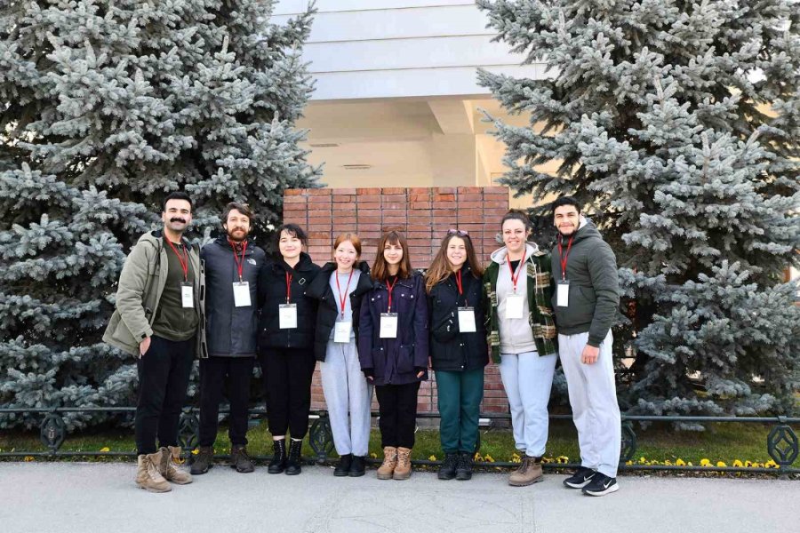 Tepebaşı Gençlik Tiyatrosu Çocuklar İçin Yola Çıktı