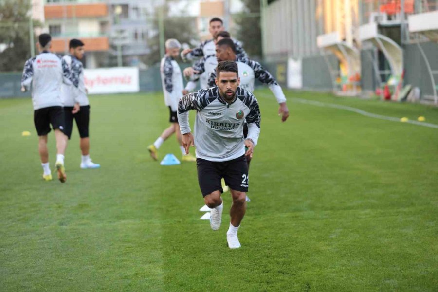 Ersun Yanal: "hedefimiz Her Zaman Daha İyisi"