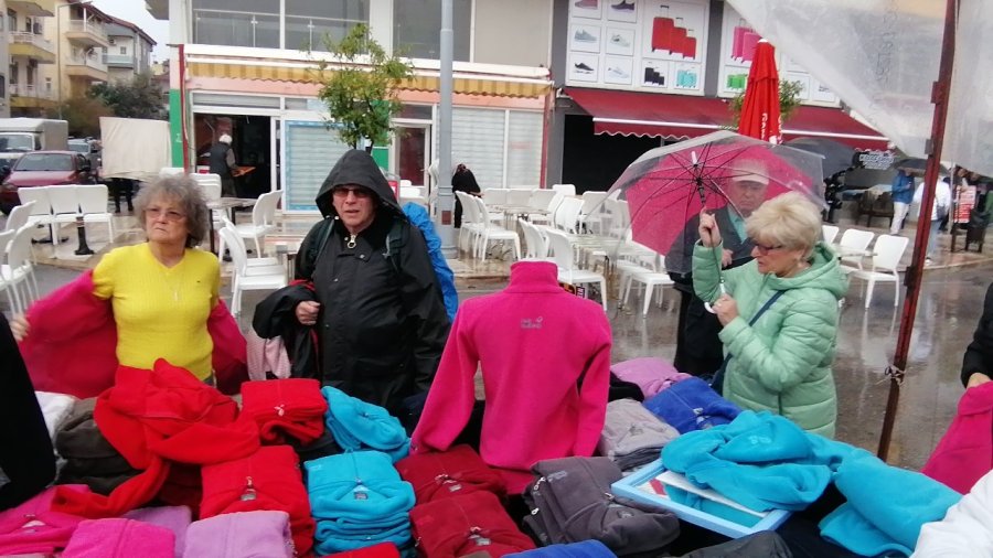 Manavgat’ta 1 Saat Süren Sağanak Esnaf Ve Turistlere Zor Anlar Yaşattı