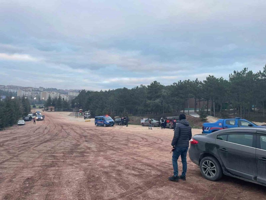 Jandarma Denetiminde Aracında Tabanca Bulunan Şahıs Gözaltına Alındı