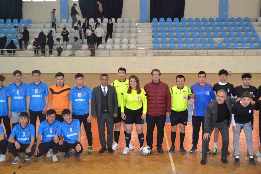 Korkuteli’nde Futsal Müsabakaları Sona Erdi