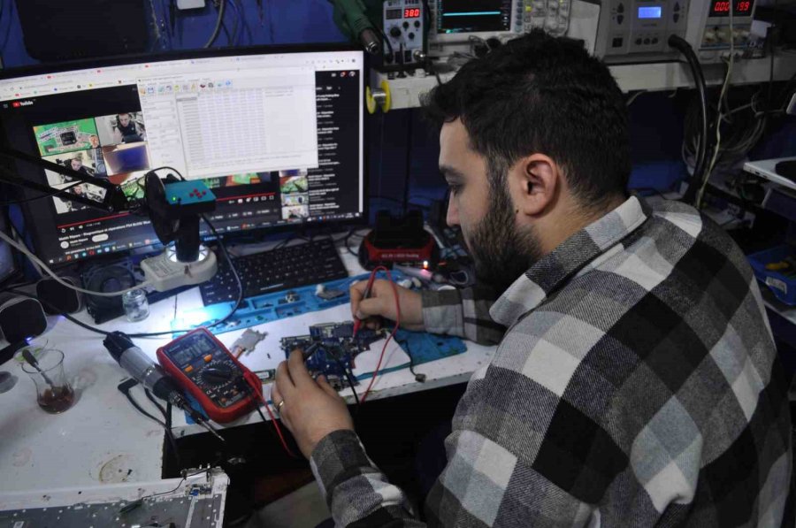 Bilgisayar Tamirlerine Talep Yüzde 100 Oranında Arttı