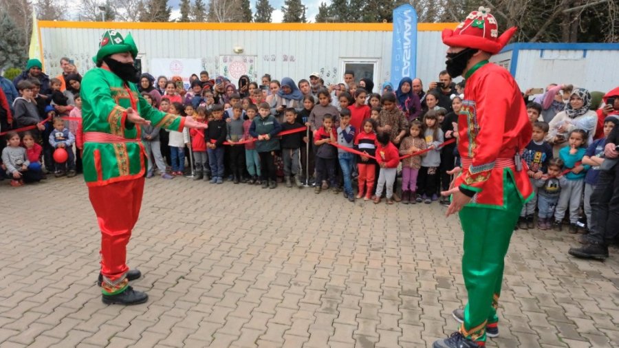 Kocasinan’dan Kardeş Belediye Türkoğlu’nda Çocuklar İçin Sokak Oyunları Şenliği
