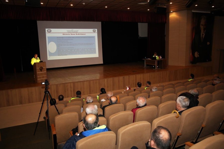 Fahri Trafik Müfettişlerine Bilgilendirme Toplantısı