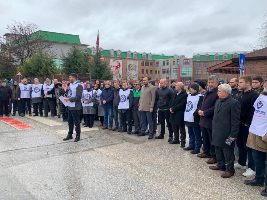 Eskişehir’de Başörtü Zulmü İddiası