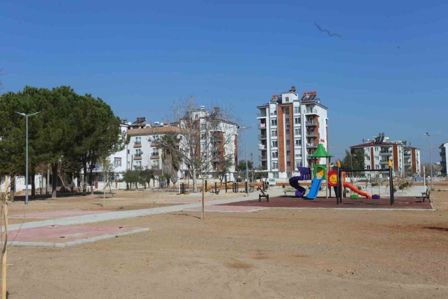 Kepez’in Dört Bir Tarafına Konforlu Yollar