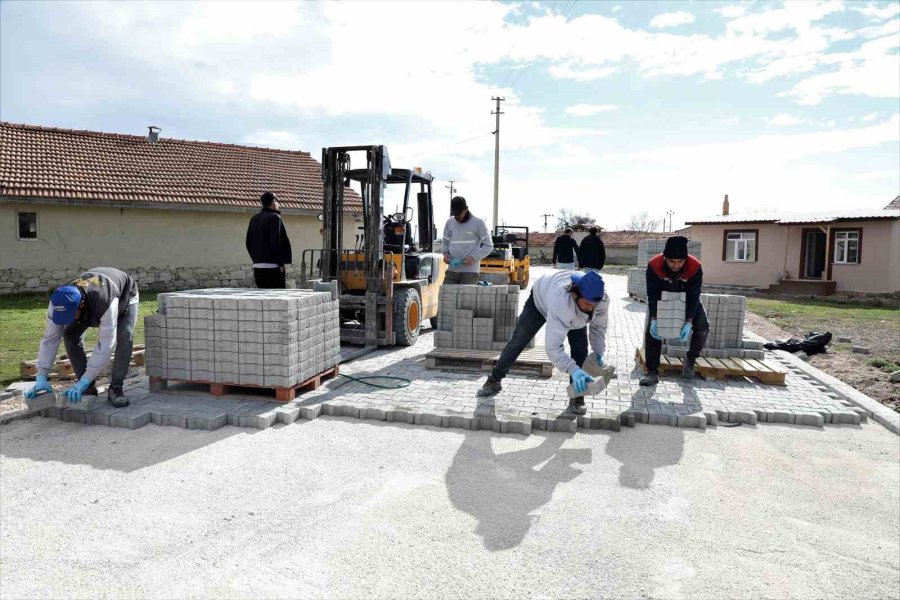 Karatay Belediyesi Bu Yıl 750 Bin Metrekare Parke Yol Çalışması Hedefliyor