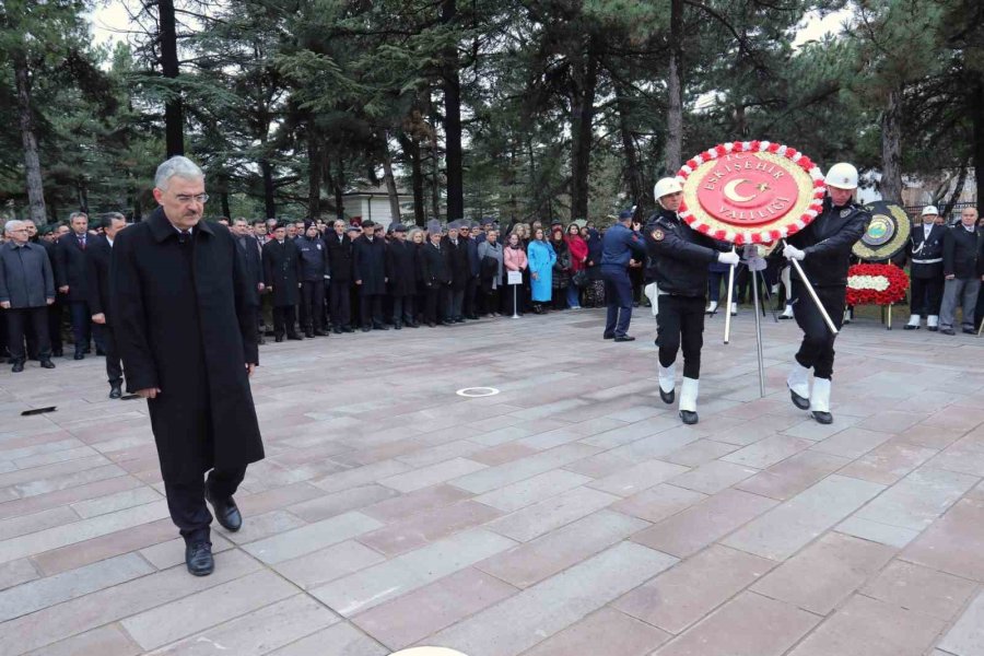 Hava Şehitliğinde Anma Töreni