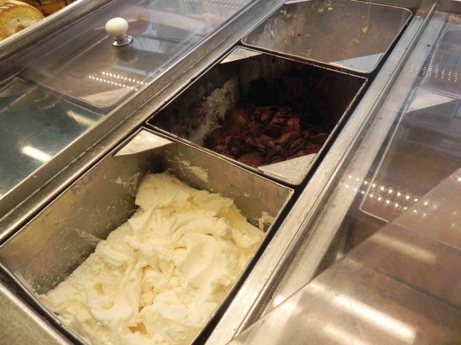 Dondurmacılar Güneşli Günleri Bekliyor