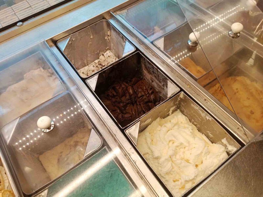 Dondurmacılar Güneşli Günleri Bekliyor