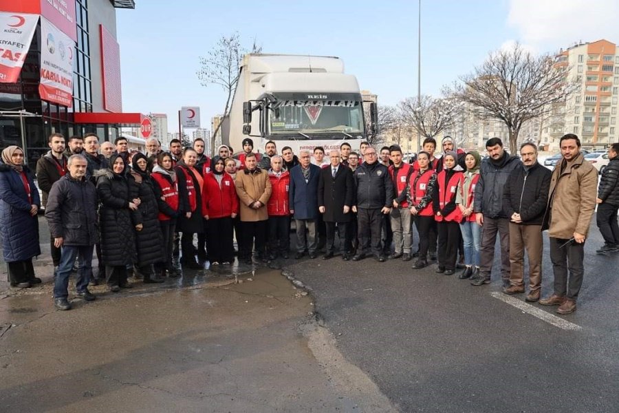 Kızılay Talas Şubesi Bağışları Depremzedelere Ulaştırıyor