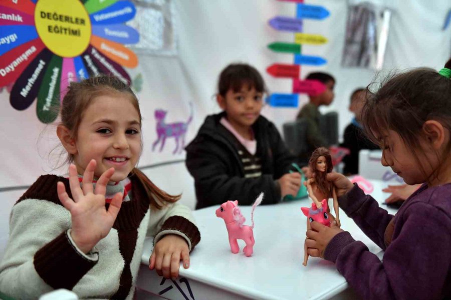 Şahutoğlu: "çocukların Eğitimlerinden Uzak Kalmamaları Bizim İçin Önemli"