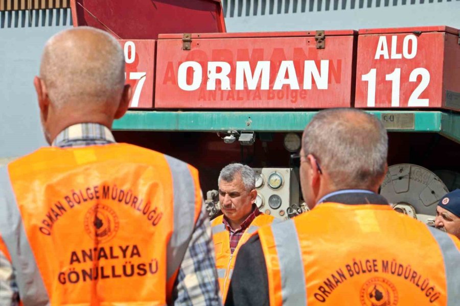 İmamlar ‘ya Allah Bismillah’ Deyip Orman Yangını Gönüllüsü Oldu