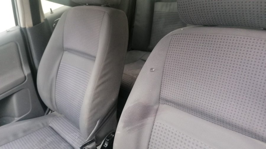 Silahla Vuruldu, Yaralı Vaziyette Aracını Kullanarak Karakola Sığındı