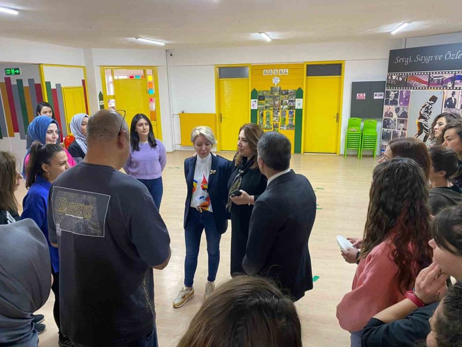 Öğretmenlere Yönelik Müzik, Ritim Ve Beden Perküsyon Atölyesi