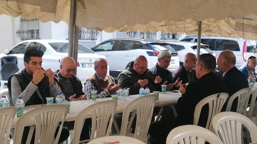 Depremde Enkazdan 4 Gün Sonra Çıkarılan Adam: "enkaz Altında Hiç Ümitsizlik Yaşamadım"