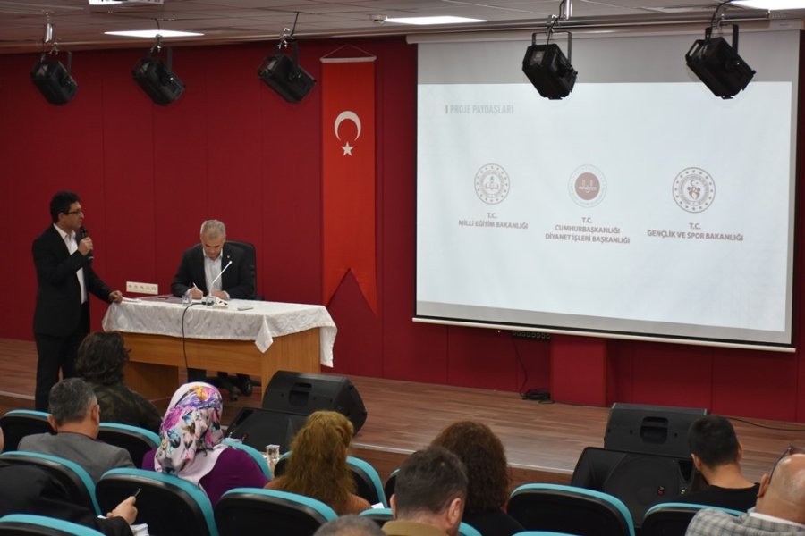 Karaman’da “çevreme Duyarlıyım, Değerlerime Sahip Çıkıyorum Projesi” Başladı