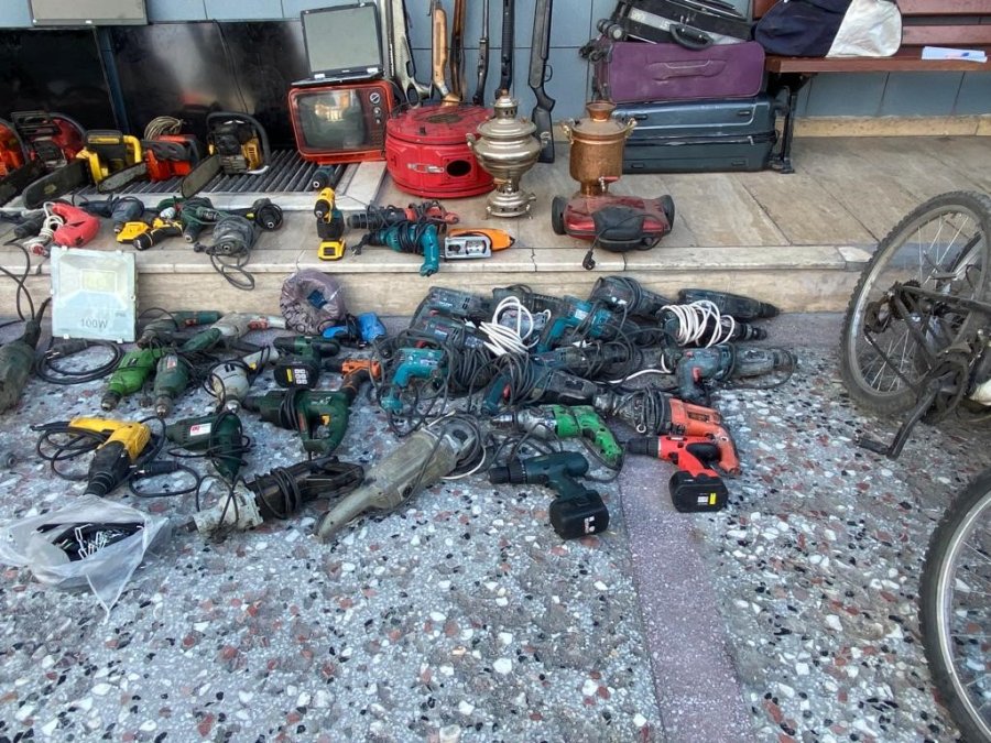 Konya’da Hırsızlık Malları Satan Şüpheliler Yakalandı