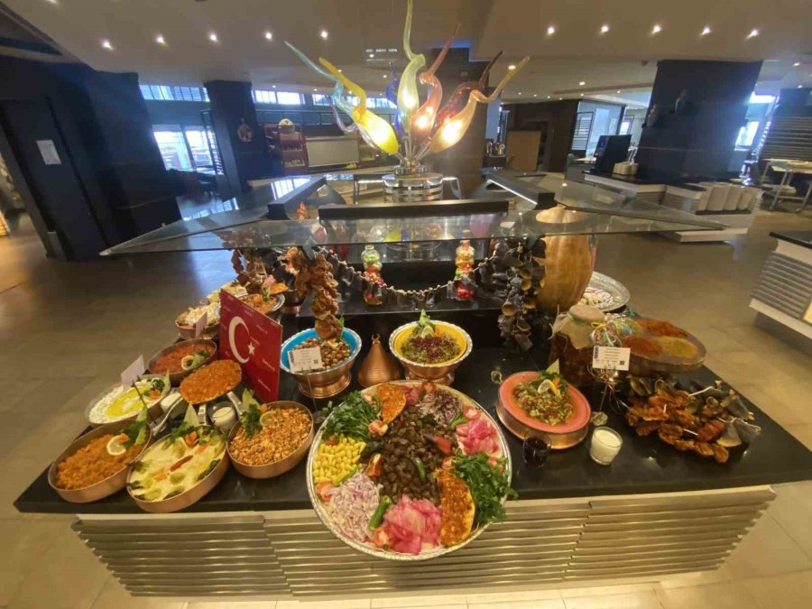 Gastronomiyi Enkaz Altında Bırakmadılar