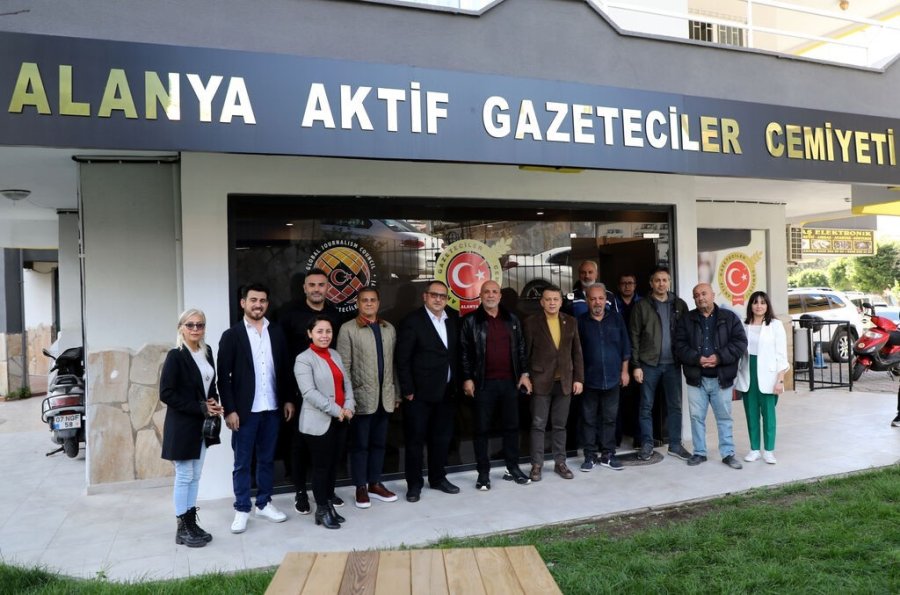 Alanyaspor Başkanı Çavuşoğlu: "maçın Sonucuyla Oynandı. Ben Böyle Bir Penaltı Görmedim"